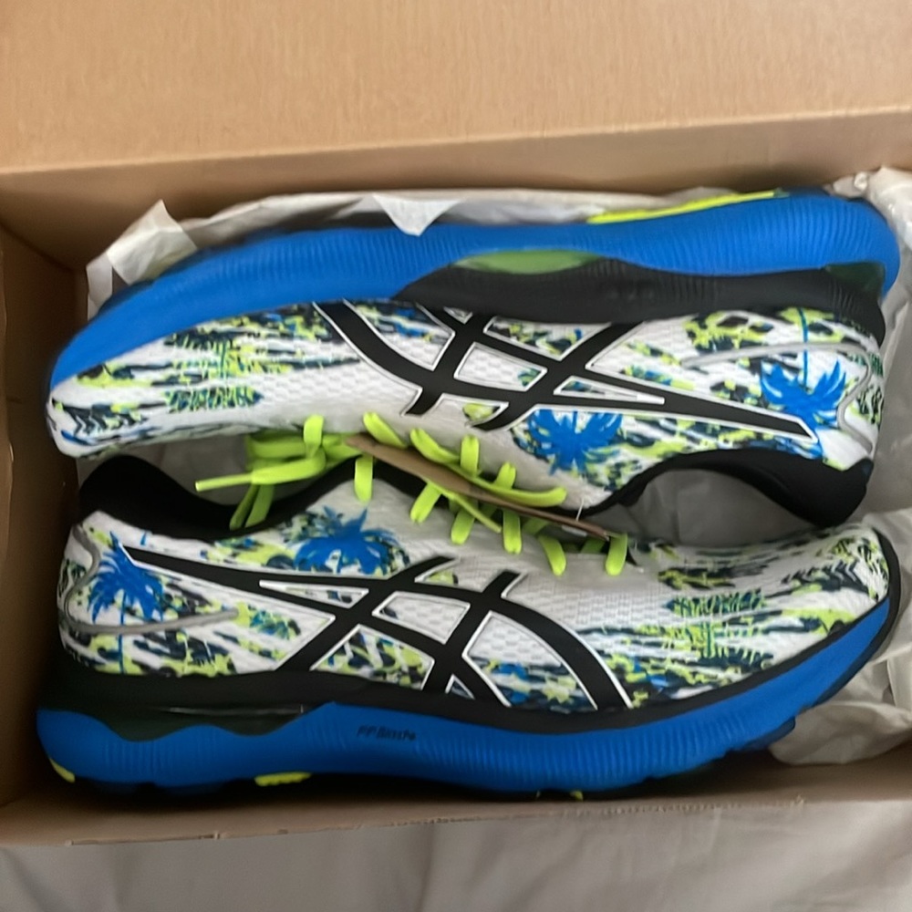 ASICS GEL-NIMBUS 24 Men’s Running shoes size 10 1/2 white/Black